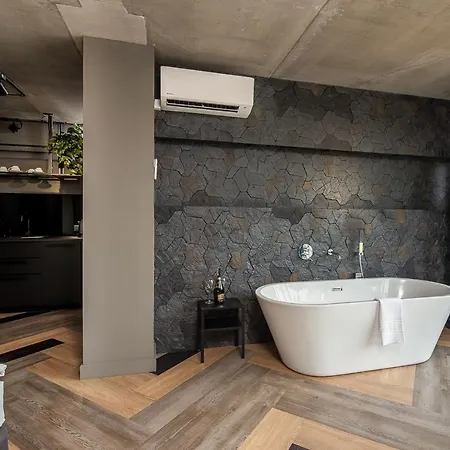 Ctz Jacuzzi アパート