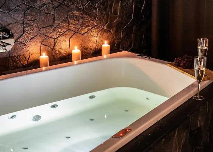 アパート Ctz Jacuzzi ミエルノ